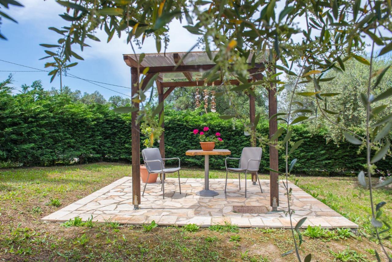 Serenity Studios Arillas  Luaran gambar
