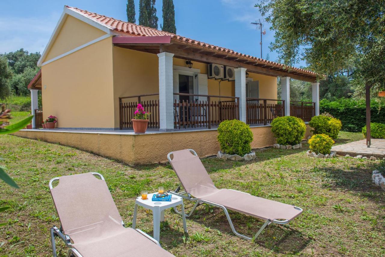 Serenity Studios Arillas  Luaran gambar