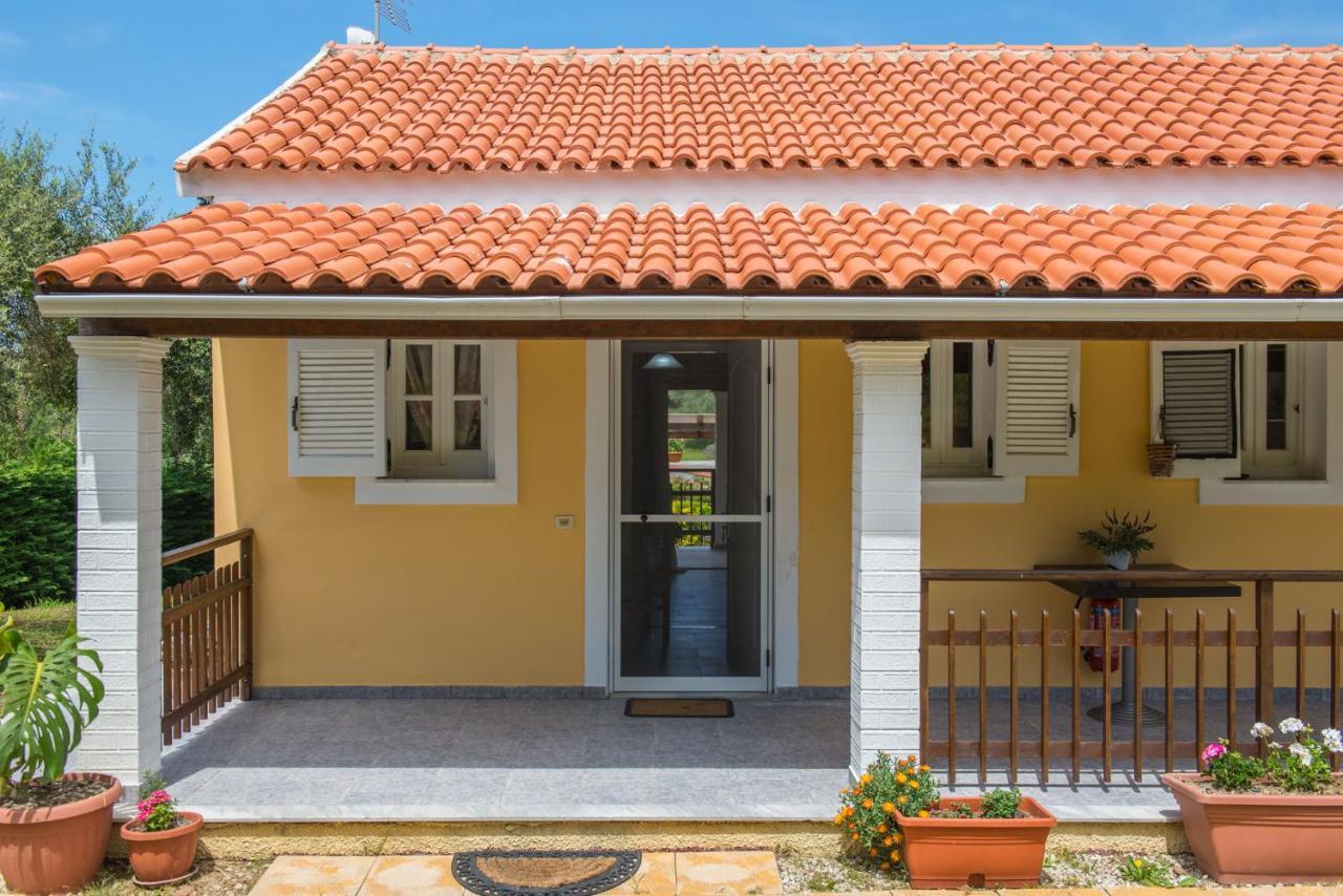 Serenity Studios Arillas  Luaran gambar