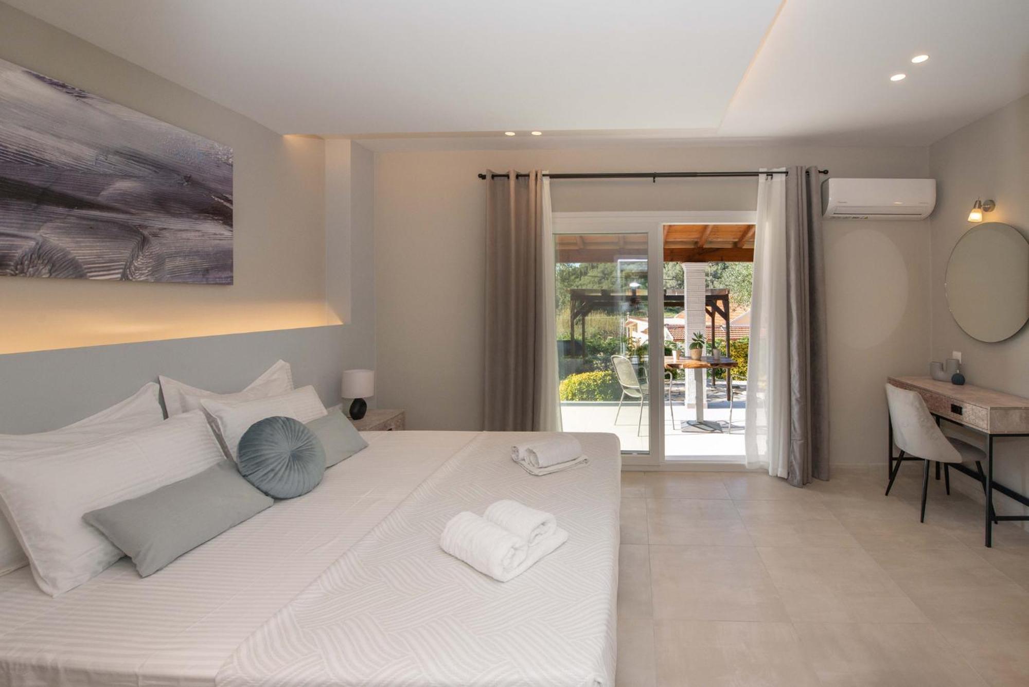 Serenity Studios Arillas  Luaran gambar