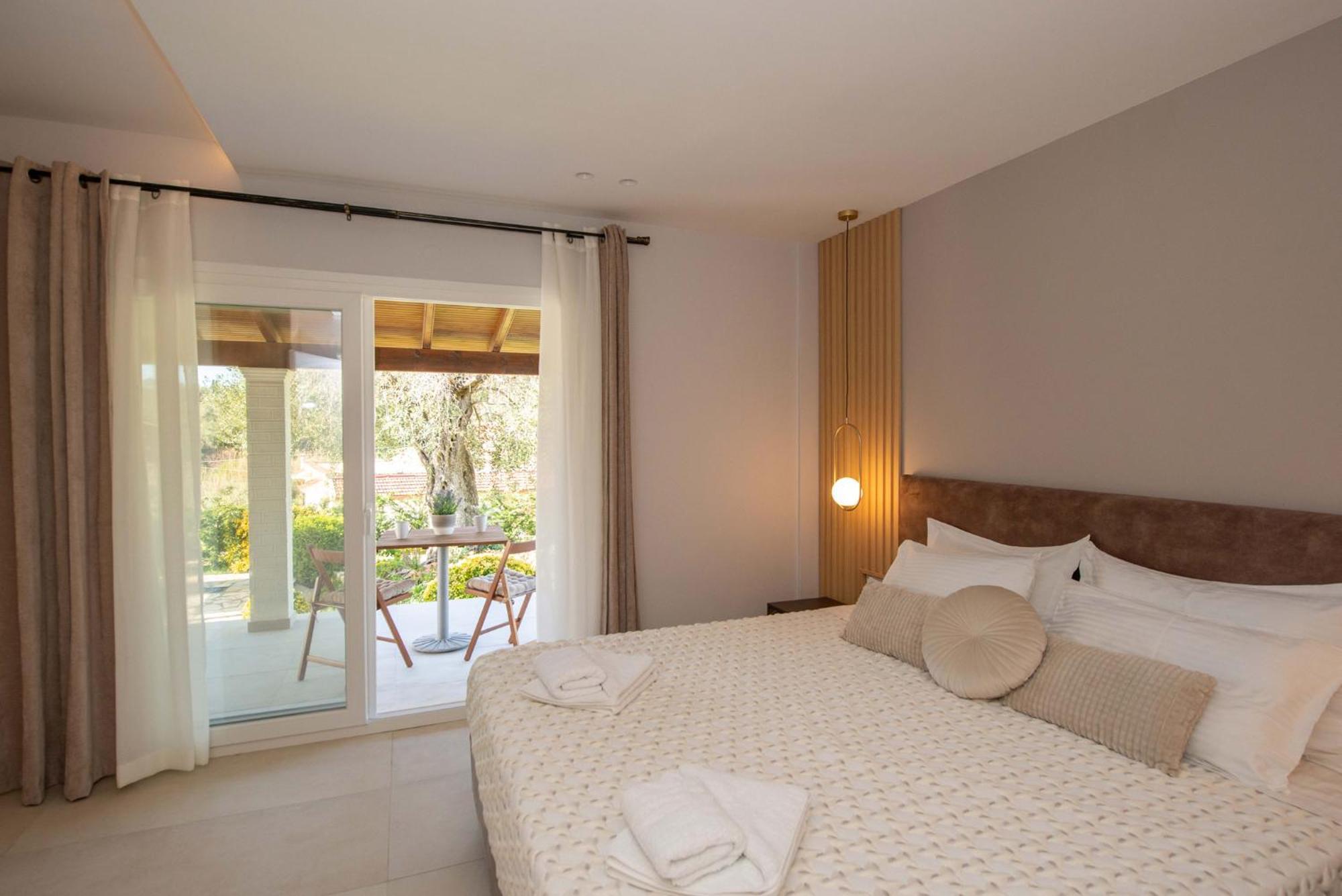 Serenity Studios Arillas  Luaran gambar